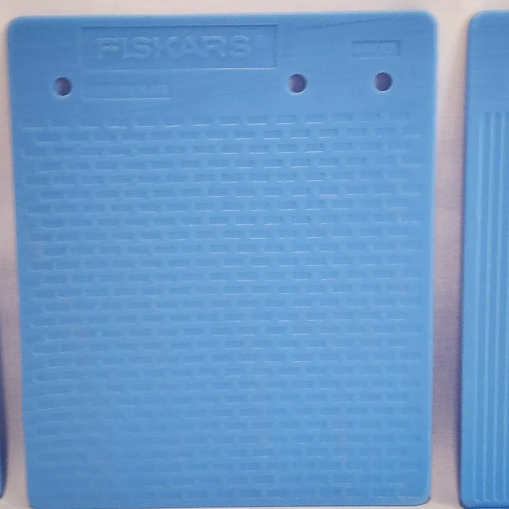 Set 6 Double Sided Fiskars Texture Plates Blue Plastic Embossing Rubbing Tools